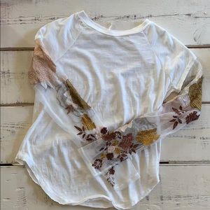 Free people t shirt. Xs.